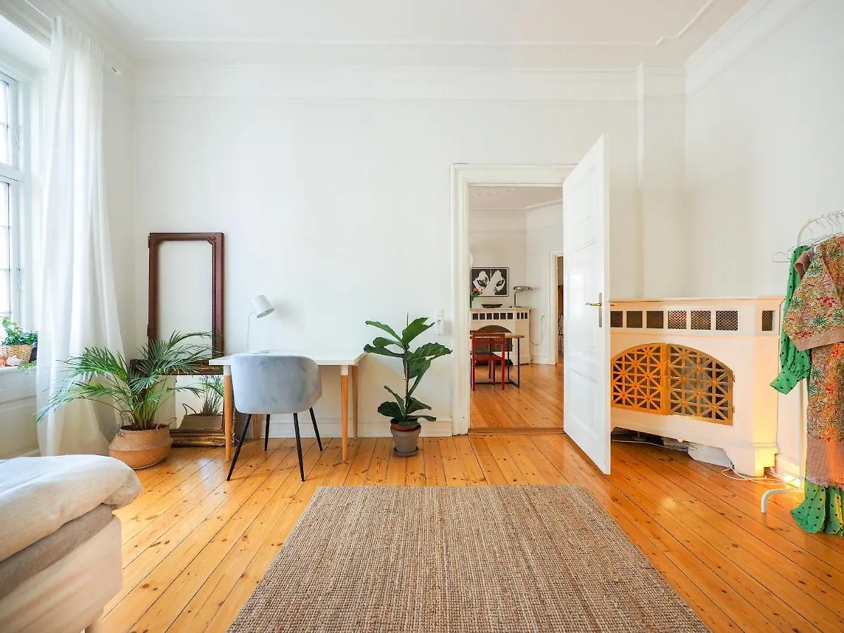 Spacious Apartment In The Heart Of كوبنهاجن الدنمارك